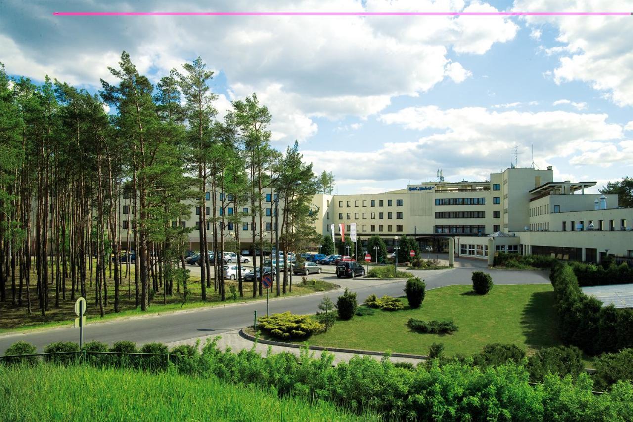 Hotel Wodnik Slok Exteriör bild