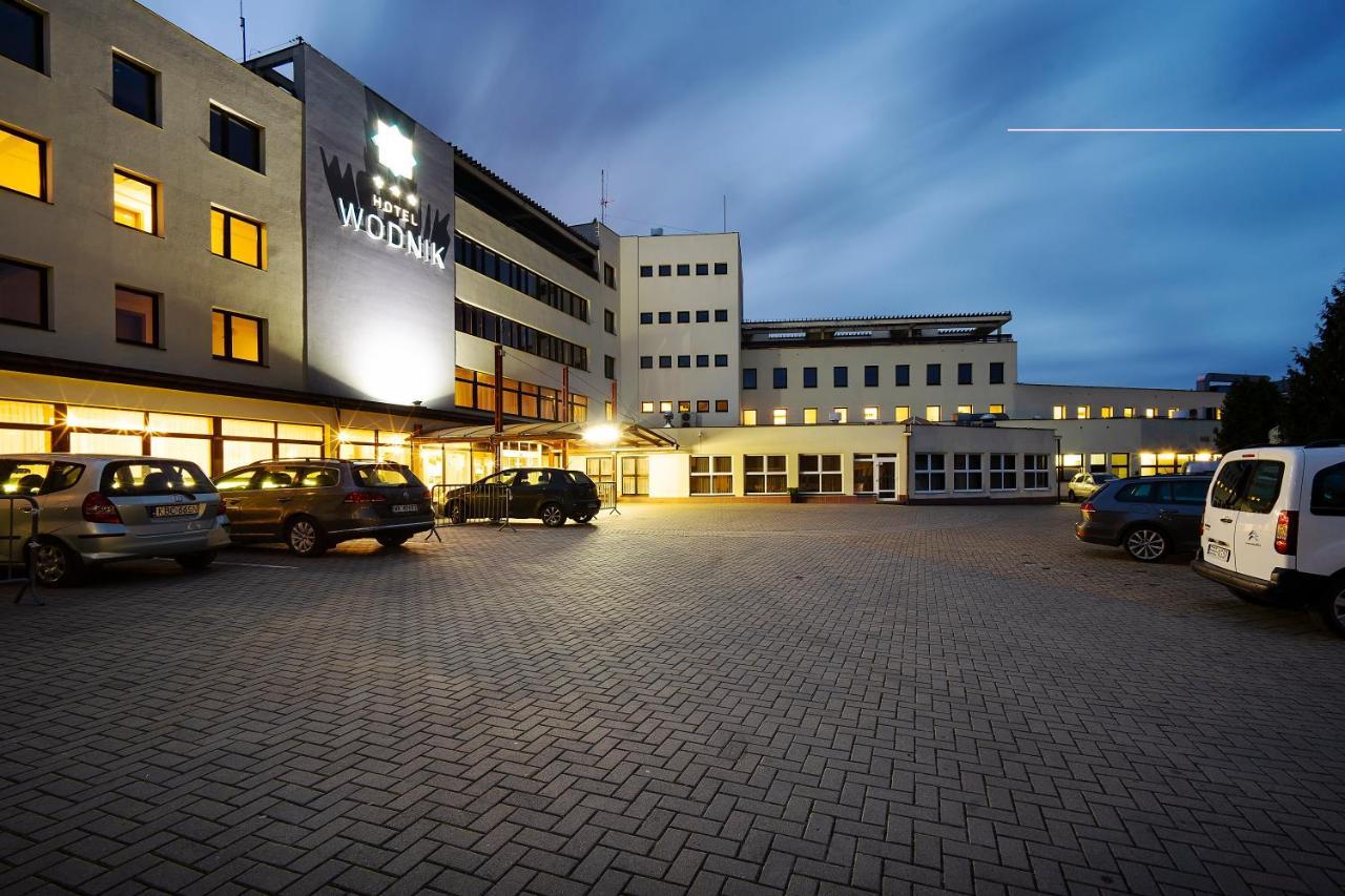 Hotel Wodnik Slok Exteriör bild